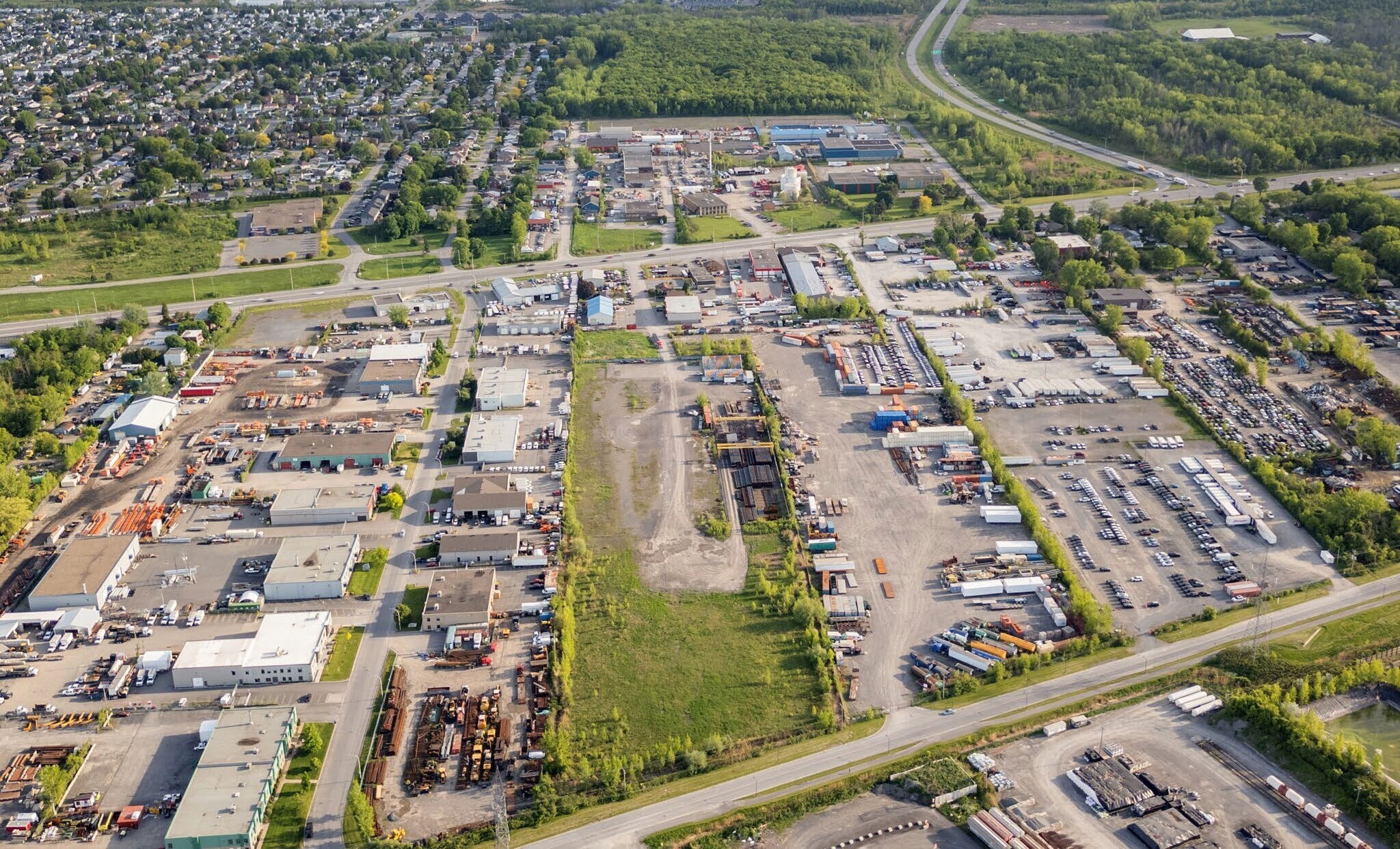 1505 Rue Brossard, Sainte-catherine, QC for sale Building Photo- Image 1 of 2