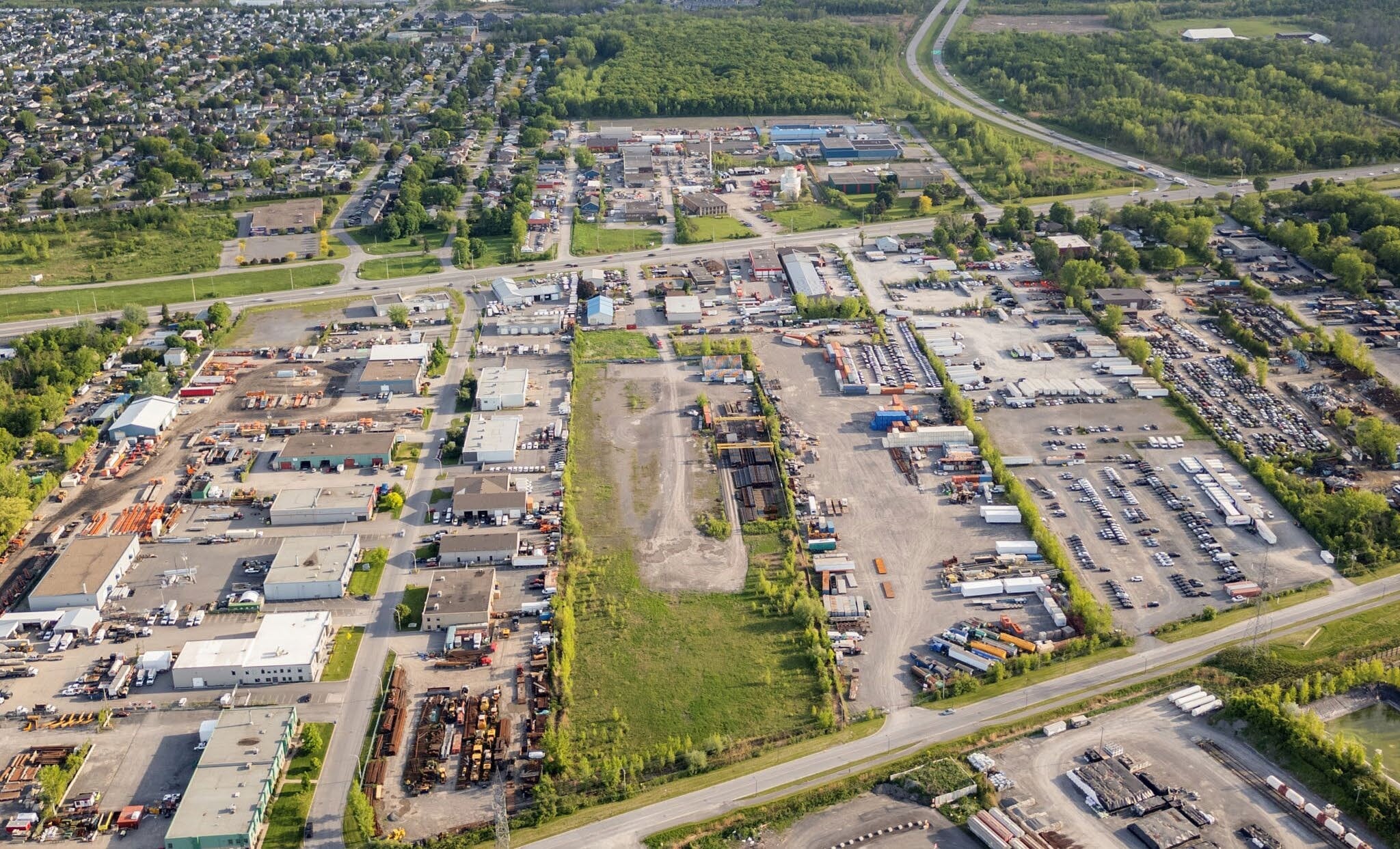 1505 Rue Brossard, Ste-Catherine, QC à vendre Photo du bâtiment- Image 1 de 2