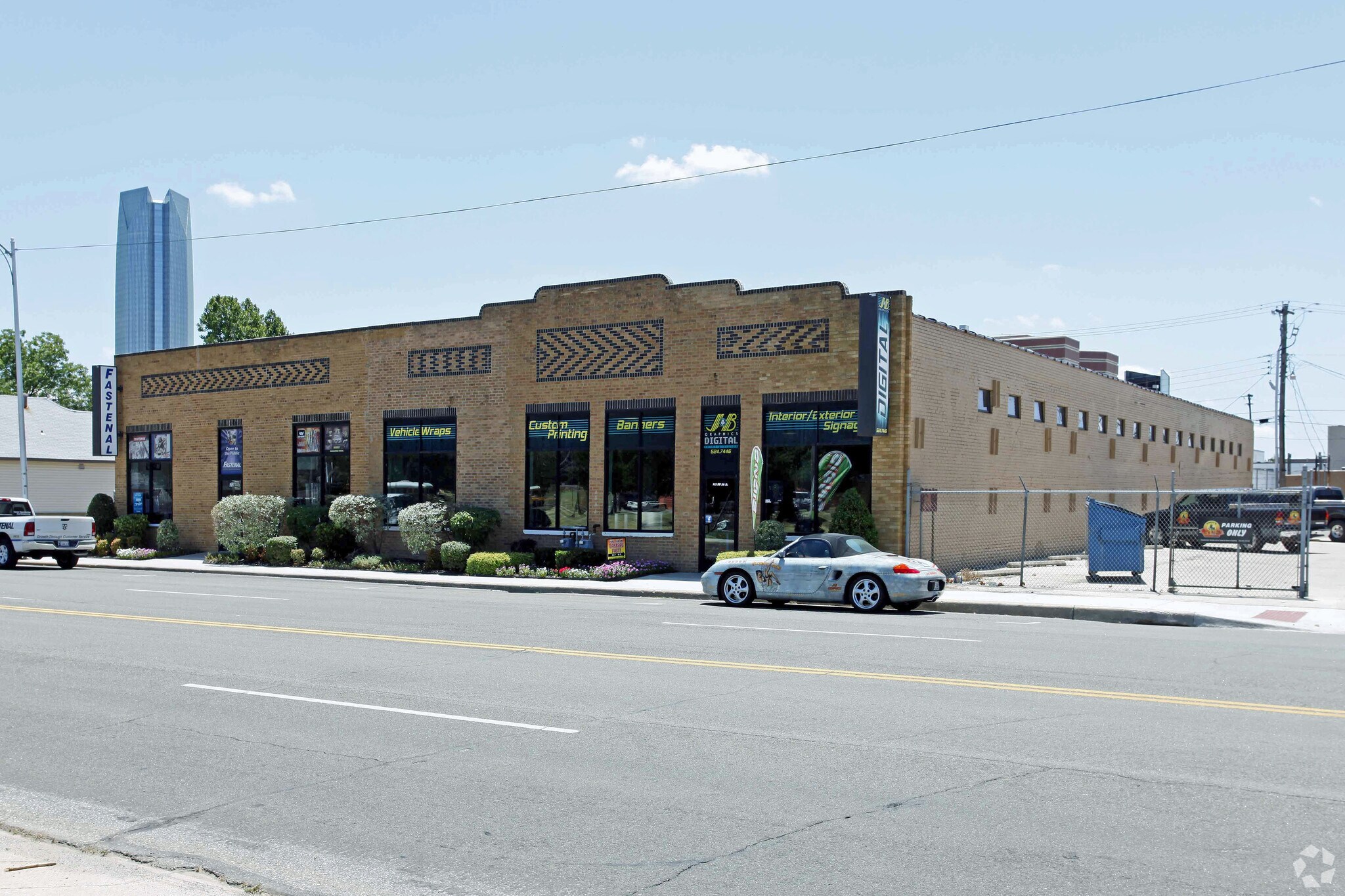 918-922 NW 5th St, Oklahoma City, OK for lease Primary Photo- Image 1 of 13