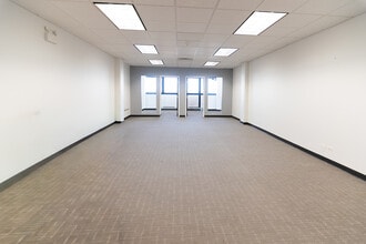 4415 W Harrison St, Hillside, IL for lease Interior Photo- Image 2 of 4