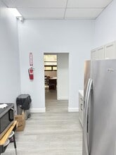 107 W Tryon Ave, Teaneck, NJ for lease Interior Photo- Image 2 of 18