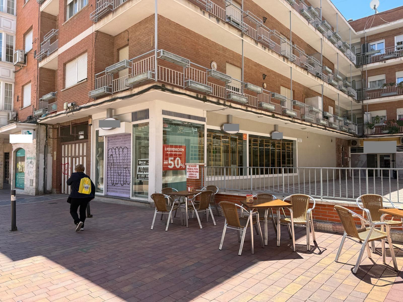 Retail in Alcobendas, Madrid for lease Building Photo- Image 1 of 4