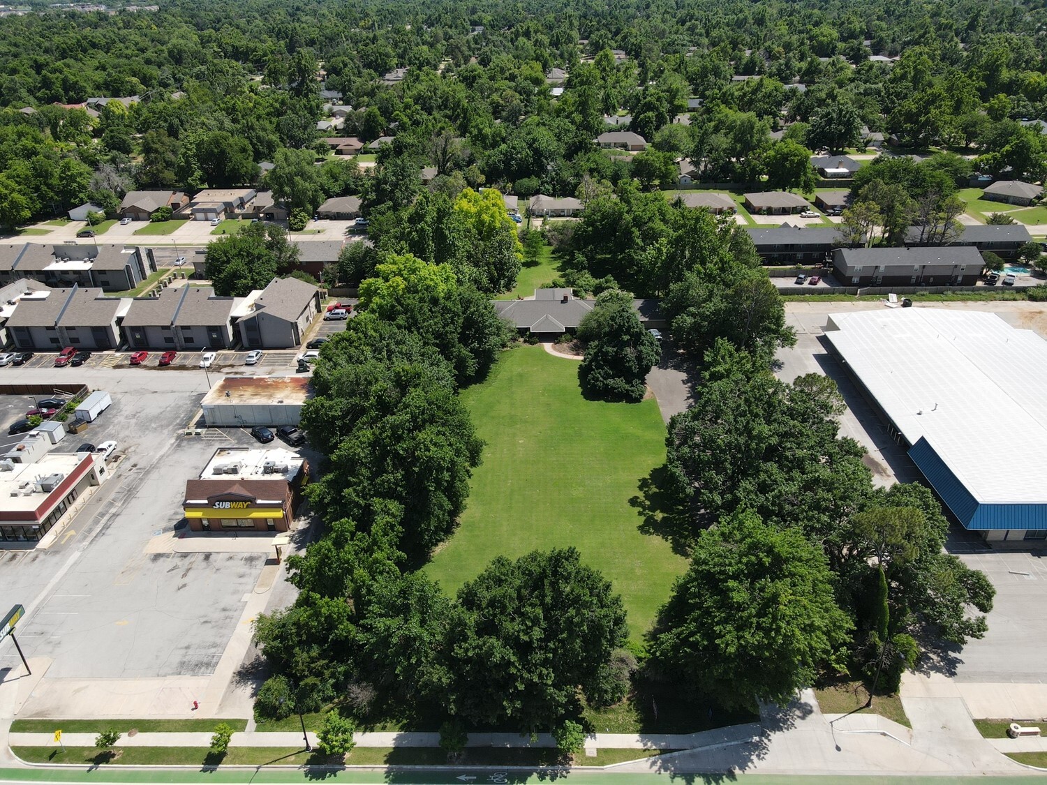 1300 W Lindsey St, Norman, OK for sale Building Photo- Image 1 of 1