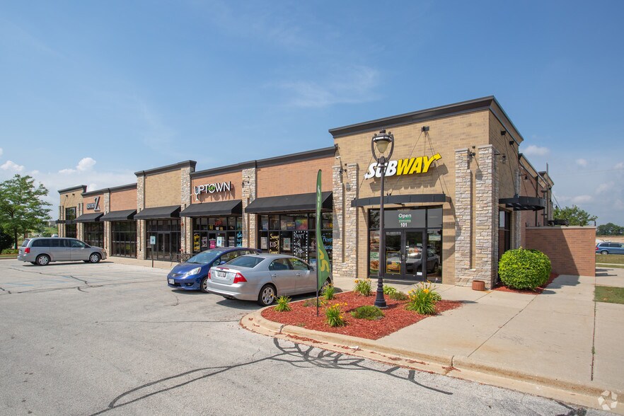 W249N5267 Executive Dr, Sussex, WI for sale - Primary Photo - Image 1 of 16