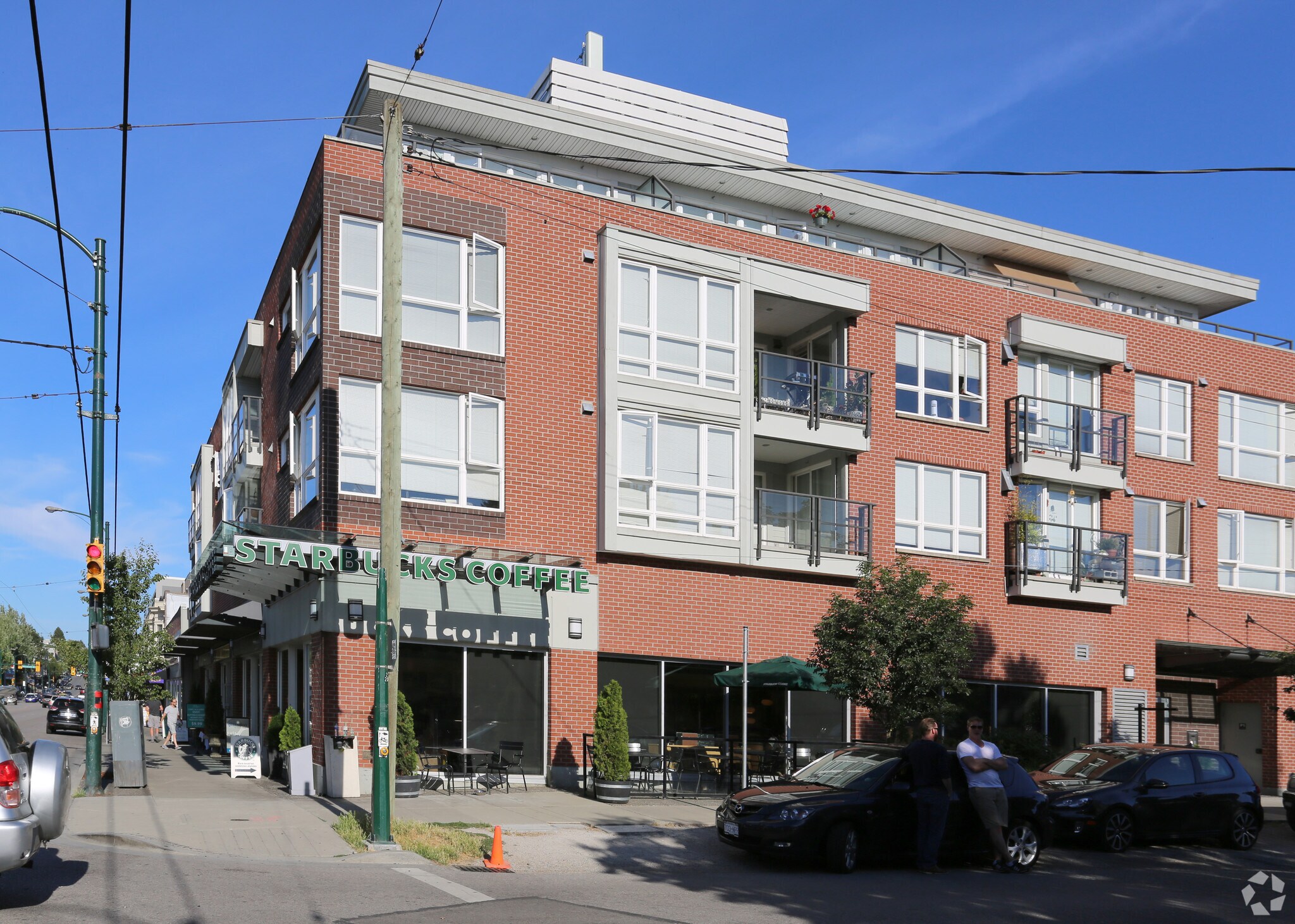 2918-2948 4th Av W, Vancouver, BC à vendre Photo principale- Image 1 de 1