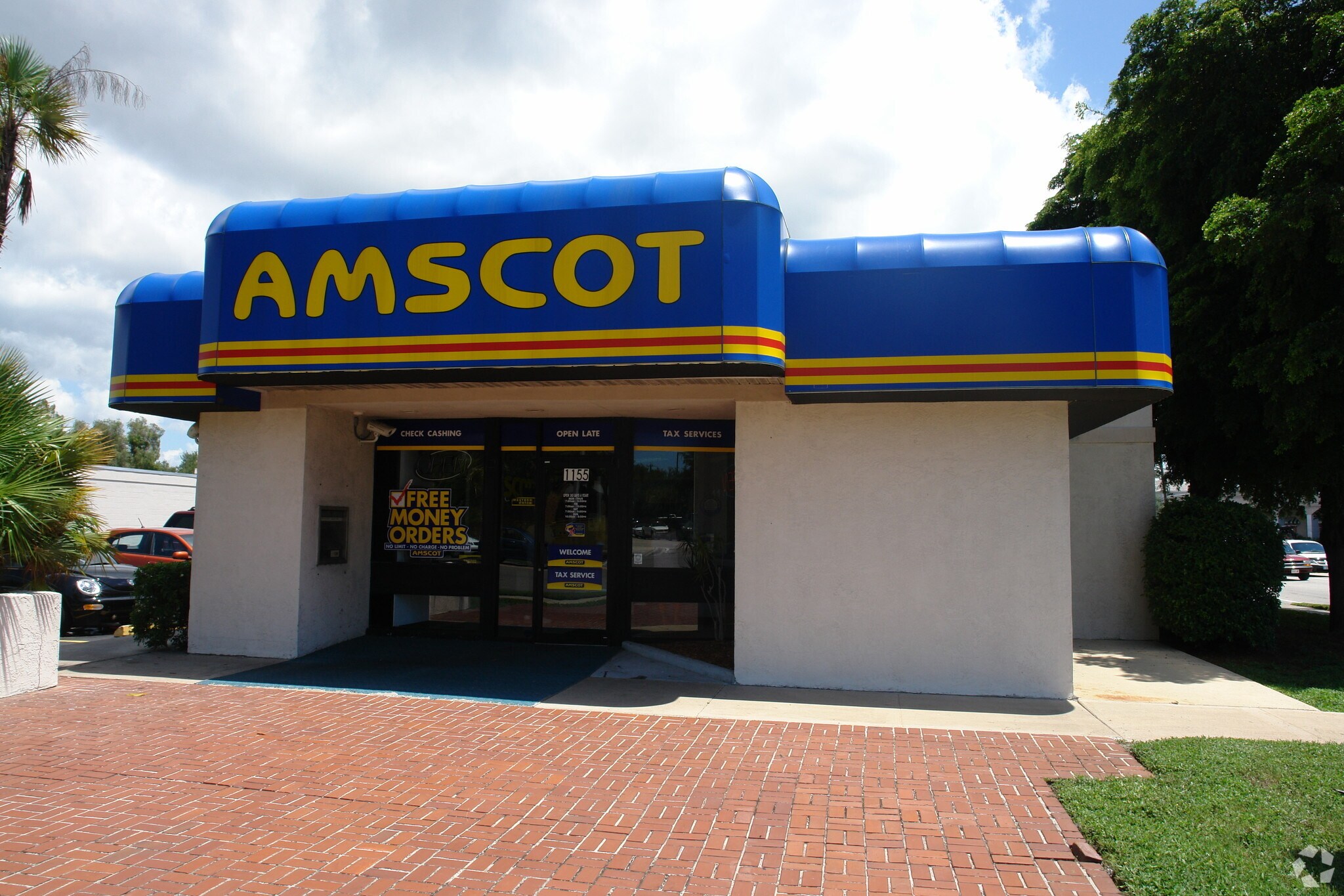 1155 N Tamiami Trl, Sarasota, FL for sale Primary Photo- Image 1 of 3