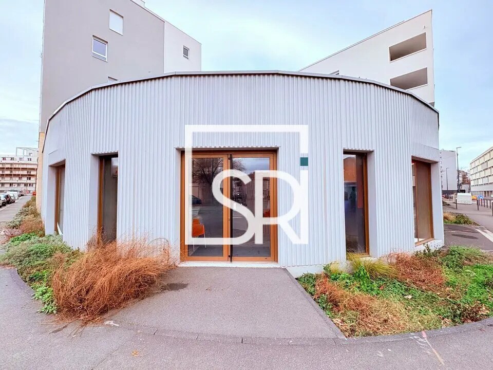 Bureau dans Clermont-Ferrand à louer Photo du bâtiment- Image 1 de 11