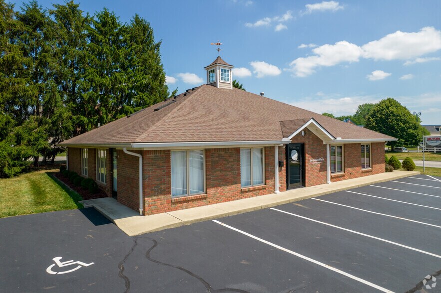 7620 Farmsbury Rd, Reynoldsburg, OH à louer - Photo du bâtiment - Image 2 de 18