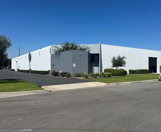 Plus de détails pour 17122 Marquardt Ave, Cerritos, CA - Industriel à vendre