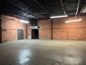 1116 E Houston St, San Antonio, TX for lease Interior Photo- Image 1 of 5