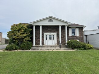 Plus de détails pour 3130 N Woodford St, Decatur, IL - Vente au détail à louer