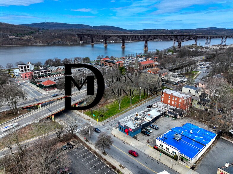 85 Main St, Poughkeepsie, NY à vendre - Aérien - Image 3 de 20