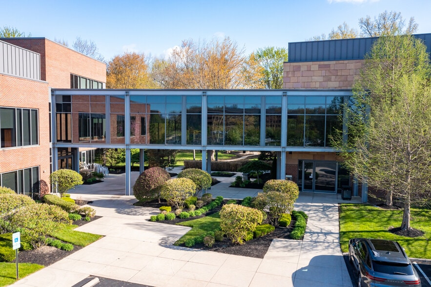 7800 B Walton Pky, New Albany, OH for lease - Building Photo - Image 3 of 6