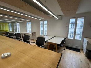 Coworking Space in Paris for lease Interior Photo- Image 2 of 7