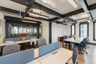 More details for 3 Place Martin Levasseur, Saint-Ouen-sur-Seine - Coworking for Lease