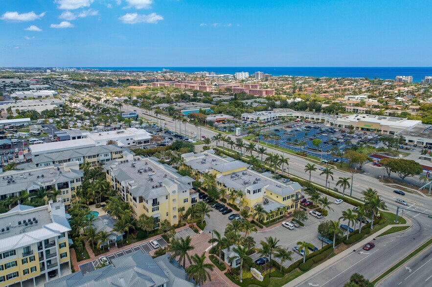 3100 S Federal Hwy, Delray Beach, FL à louer - Photo du bâtiment - Image 3 de 5