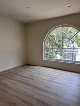 450-456 S Robertson Blvd, Los Angeles, CA à louer Photo intérieure- Image 1 de 4