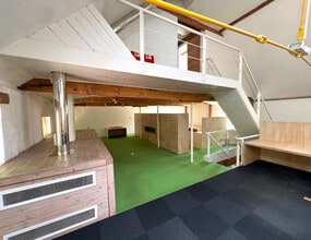 Malting Ln, Cambridge for lease Interior Photo- Image 2 of 4