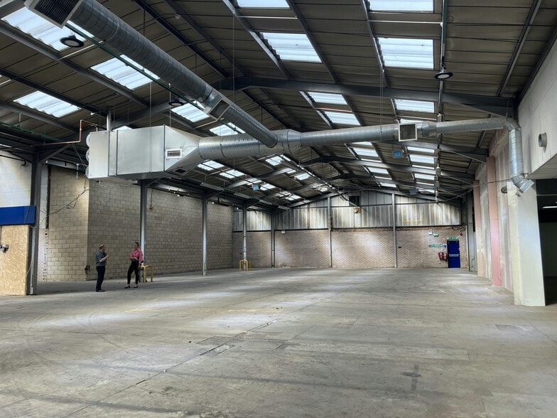 Navigation Rd, Worcester à louer - Photo du bâtiment - Image 3 de 15