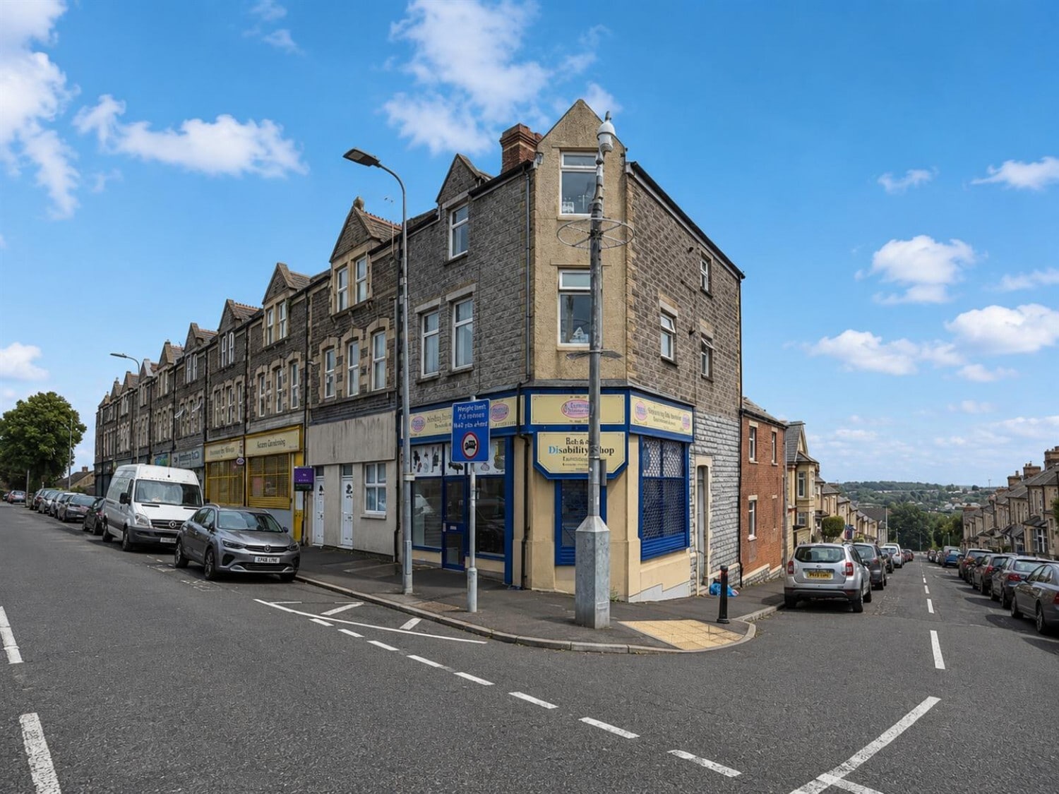 282 Holton Rd, Barry for lease Primary Photo- Image 1 of 2