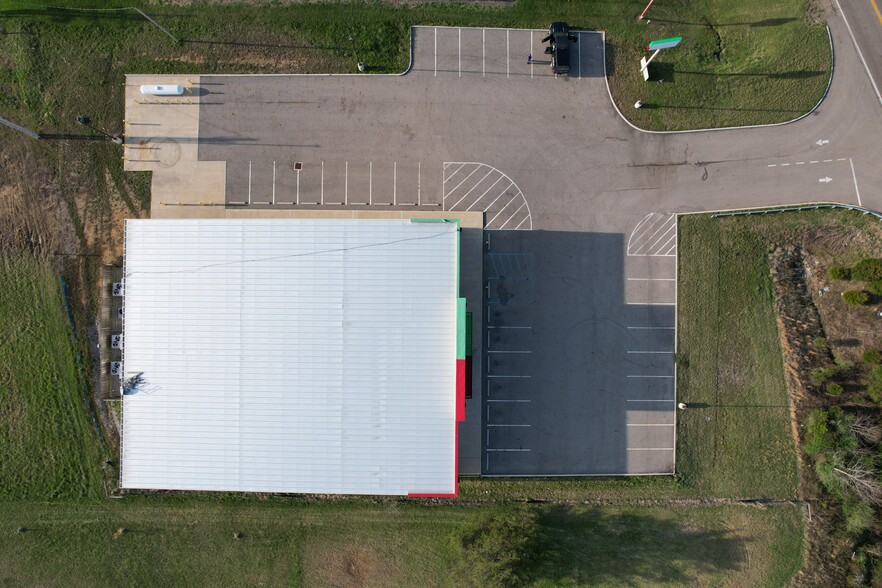 Industrial in Bidwell, OH for lease - Building Photo - Image 3 of 5