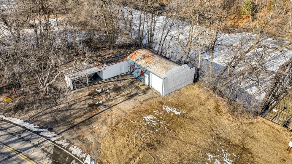 119 Meadow Hill Dr, Menomonie, WI for sale - Building Photo - Image 2 of 15