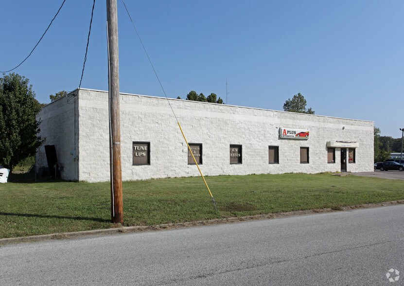 5200 Elmore Rd, Memphis, TN à vendre - Photo du bâtiment - Image 2 de 2