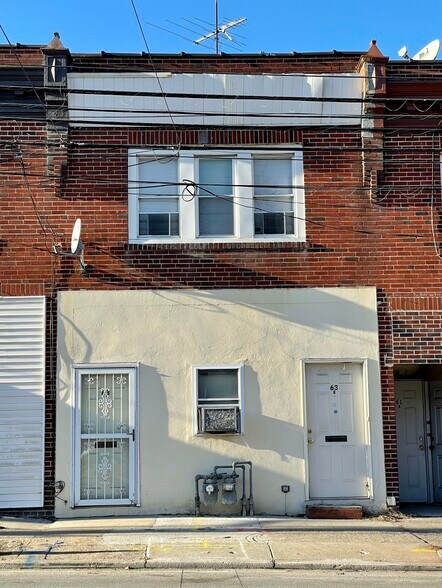 63 S Macdade Blvd, Darby, PA à vendre - Photo du bâtiment - Image 2 de 2