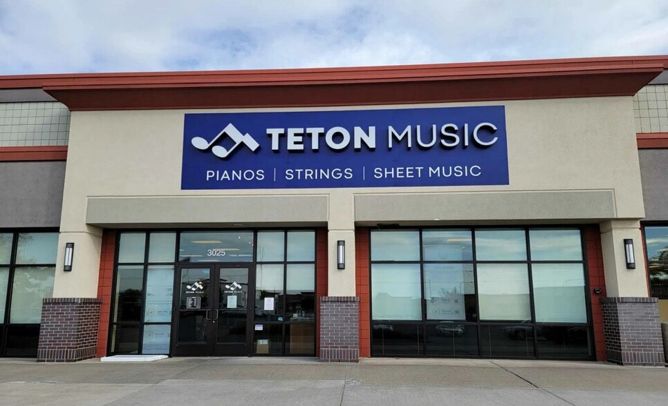 Sunnyside Rd & Hitt Rd, Ammon, ID à louer - Photo du bâtiment - Image 1 de 3