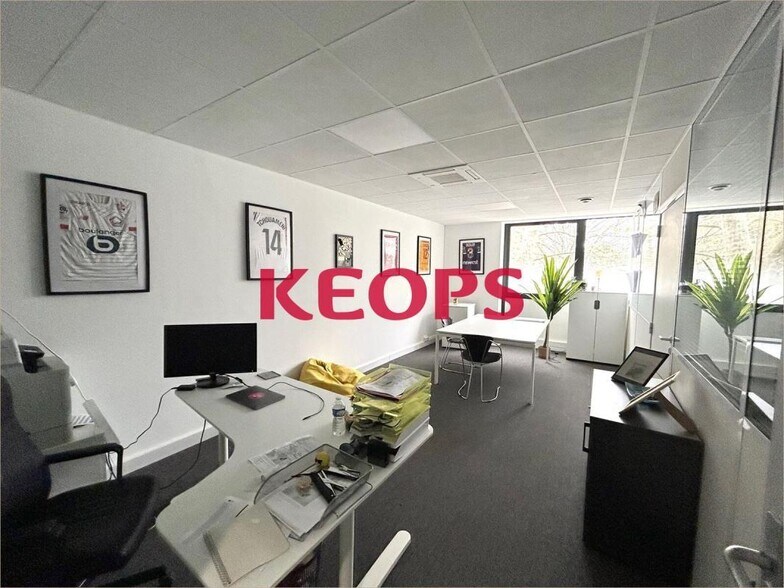 130 Rue Galilée, Labège for lease - Interior Photo - Image 2 of 24