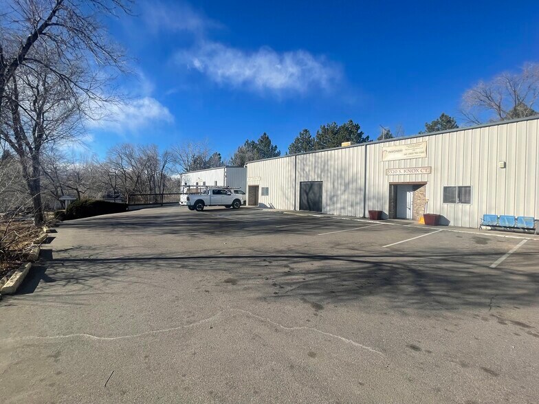 3310-3320 S Knox Ct, Englewood, CO à louer - Photo du bâtiment - Image 3 de 25