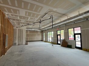 2812 Jefferson Ave, Newport News, VA à louer Photo intérieure- Image 2 de 4