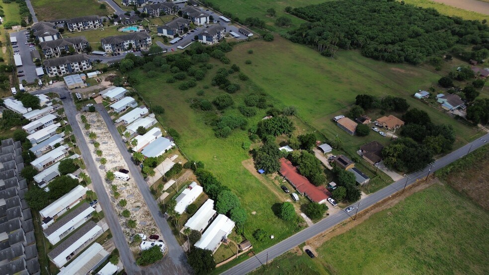 1210 Paloma Lane Ln, Harlingen, TX à vendre - Photo du bâtiment - Image 2 de 9