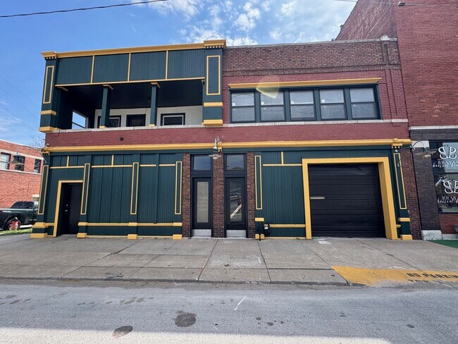 Plus de détails pour 1925 E Truman Rd, Kansas City, MO - Commerce de détail à louer