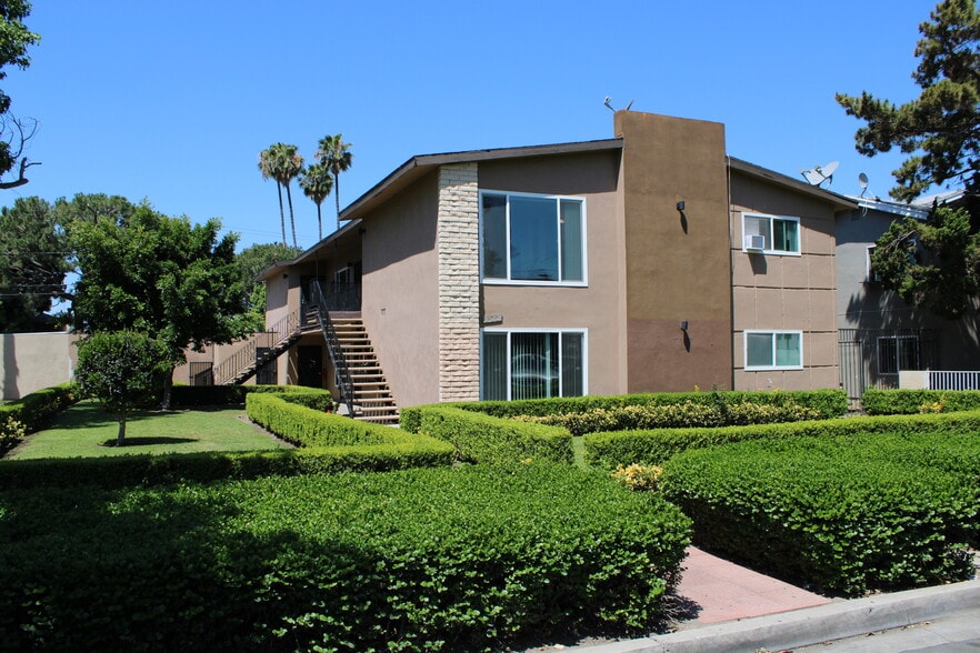 601 N Pauline St, Anaheim, CA à vendre - Photo du bâtiment - Image 2 de 9
