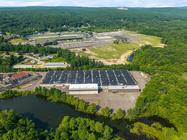 Plus de détails pour 29 West St, Stafford Springs, CT - Industriel aux enchères