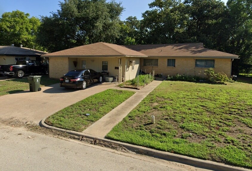 2207 Truman St, Bryan, TX for sale Primary Photo- Image 1 of 2