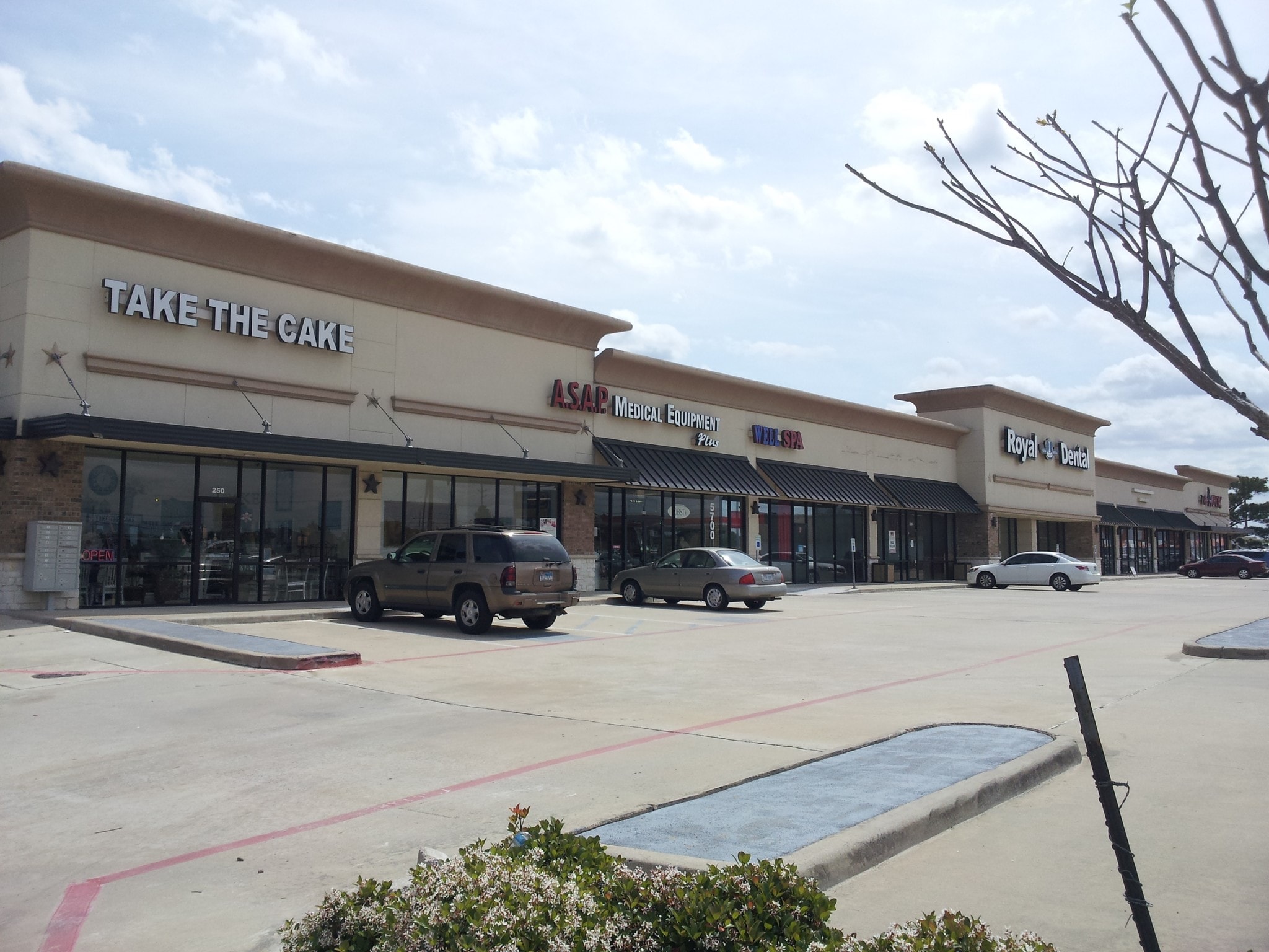 5700 Highway 6, Houston, TX for lease Building Photo- Image 1 of 9