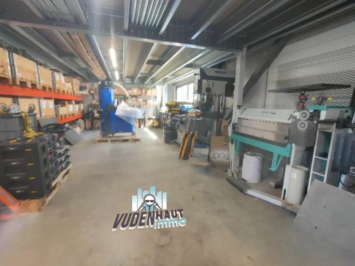 Flex in Montrabé for lease - Interior Photo - Image 2 of 9