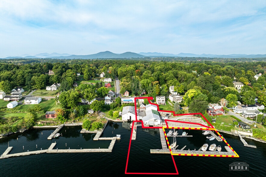 2272 Main St, Essex, NY for sale - Building Photo - Image 1 of 23