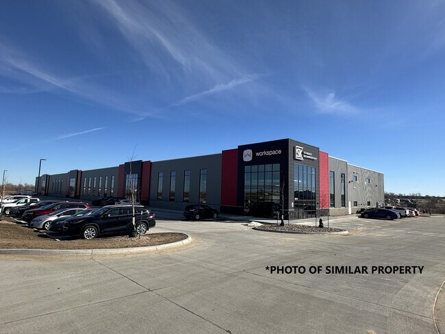 Plus de détails pour 8125 6th St SW, Cedar Rapids, IA - Local d'activités à louer