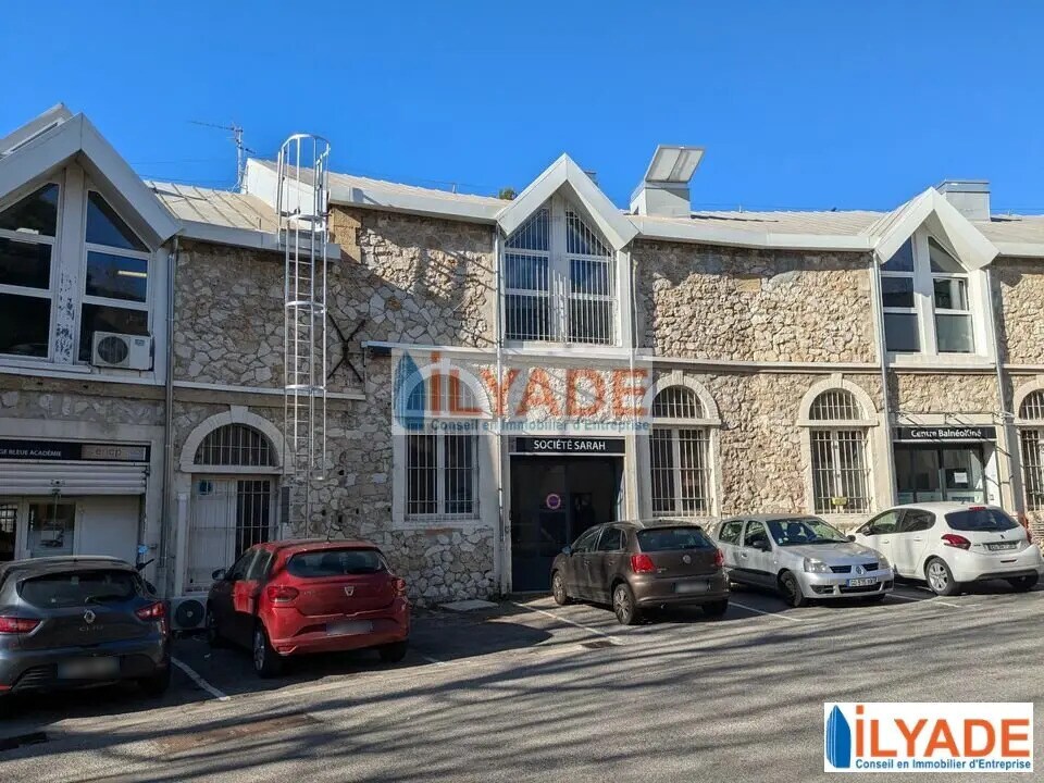 22 Avenue De Saint Barnabe, Marseille à louer Photo du bâtiment- Image 1 de 47