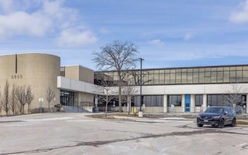 6865 Century Ave, Mississauga, ON for lease Building Photo- Image 2 of 13
