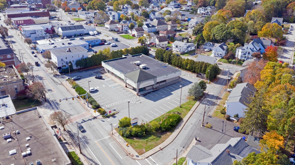 1155 Main St, West Warwick, RI for sale - Building Photo - Image 1 of 1