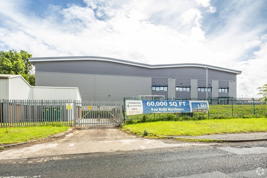 2 Acornfield Rd, Liverpool for lease - Building Photo - Image 2 of 5