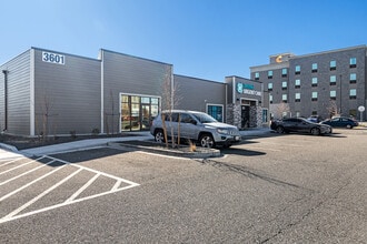 3601 Plaza Way, Kennewick, WA for lease Building Photo- Image 2 of 4