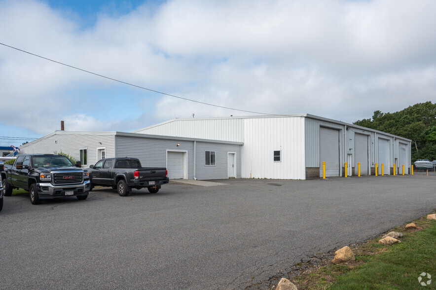 20 Commerce Park Rd, Pocasset, MA for lease - Building Photo - Image 2 of 24