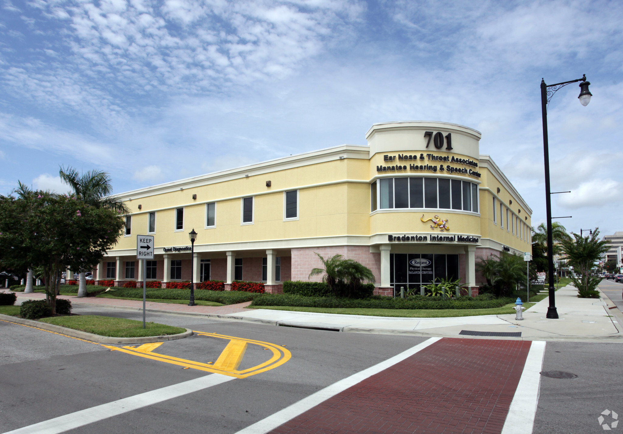 701 Manatee Ave, Bradenton, FL for sale Building Photo- Image 1 of 1