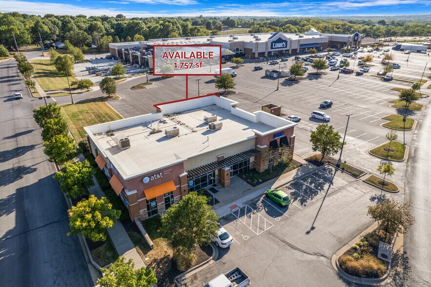 11601 E 40 Hwy, Kansas City, MO à louer - Photo du bâtiment - Image 3 de 8