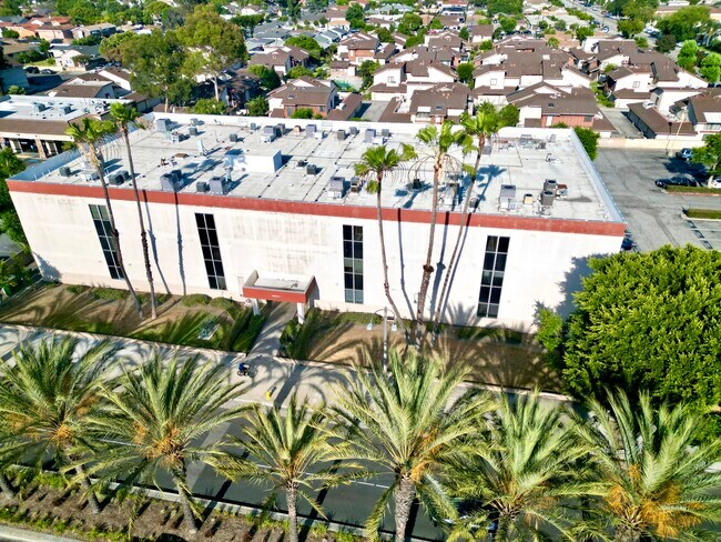 More details for 16660 Paramount Blvd, Paramount, CA - Office/Medical for Lease